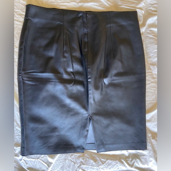 Alfani Faux-Leather Pencil Skirt - Picture 7 of 8